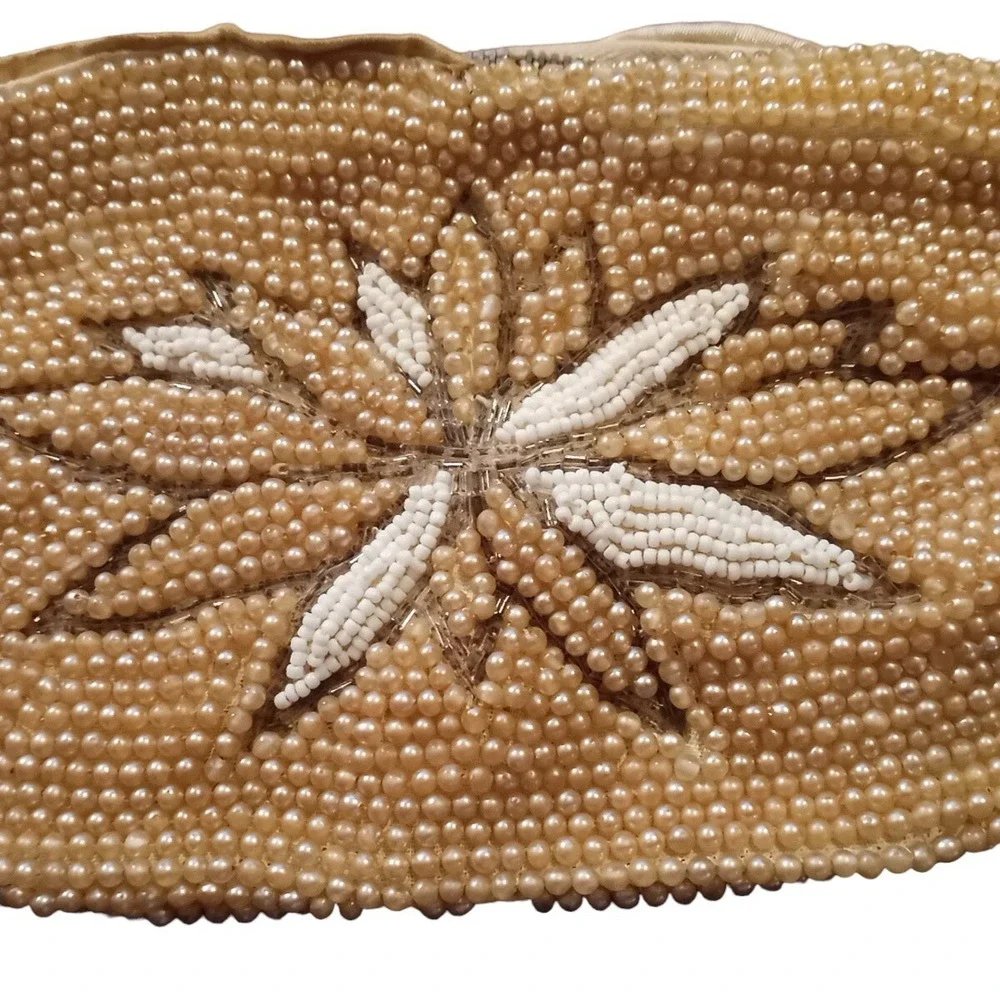 Vtg Debbie Faux Pearl Flower Beaded Purse Bag Clutch Japan Zip Close 9.5x5